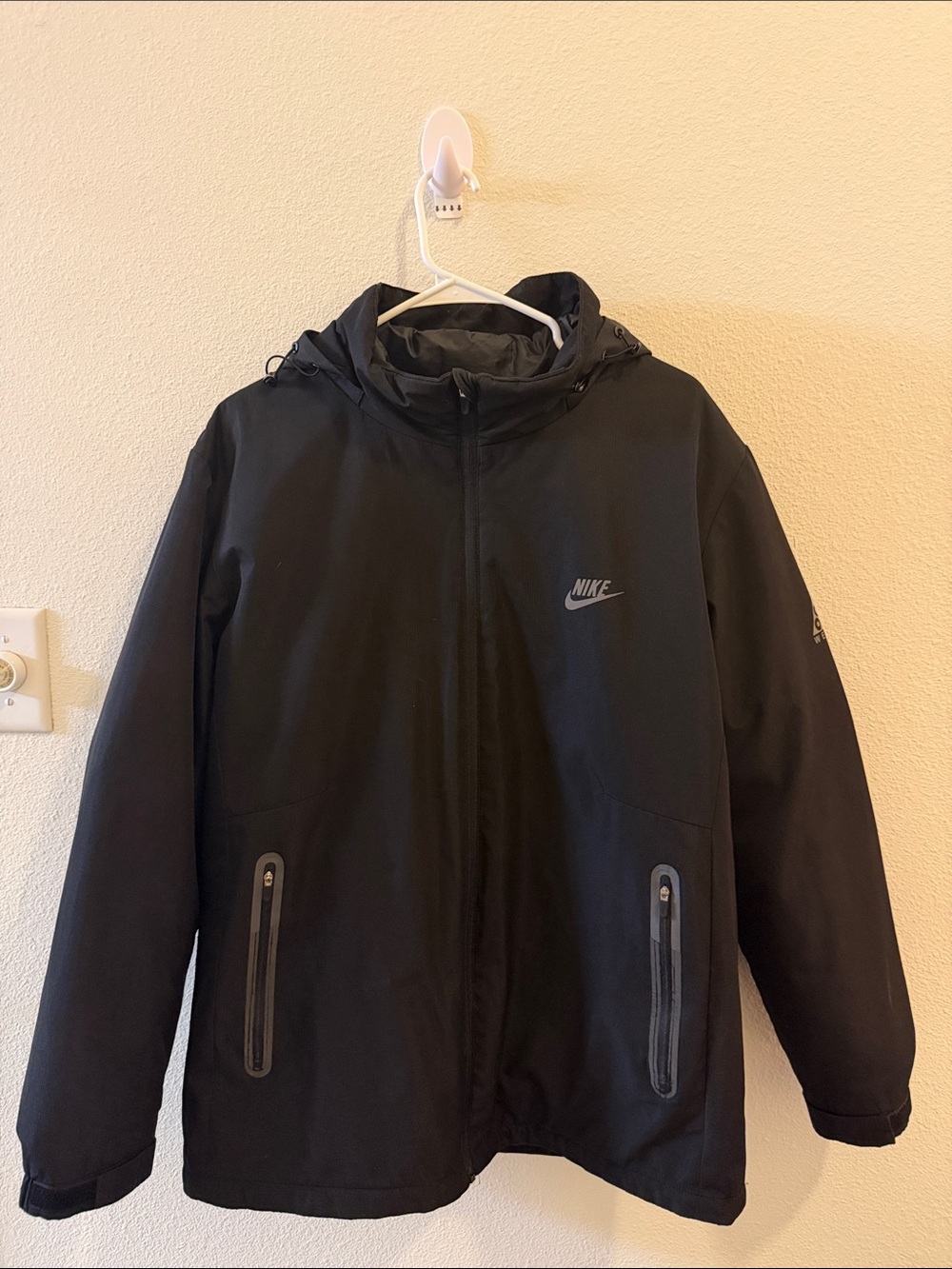 Nike Men’s XL Black 3-in-1 Hooded Winter Jacket Removable Down Liner
